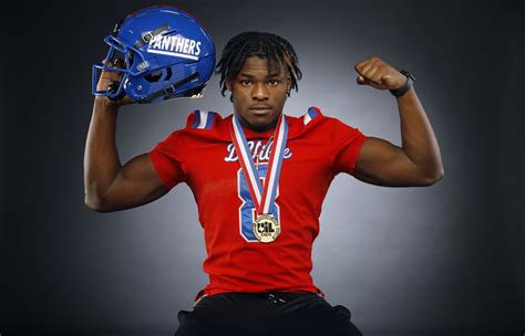 Colin Simmons, Edge, Duncanville HS (TX) Five-star Duncanville defensive end Colin Simmons has been at the top of the Texas. . Colin simmons 247